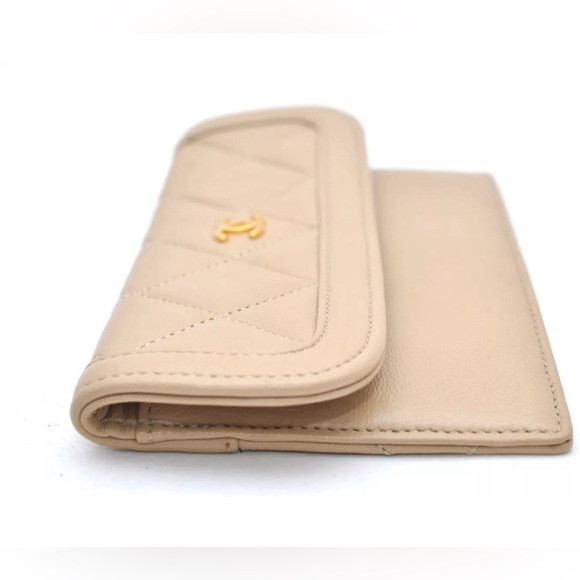 CHANEL Calf Skin Matelasse Vintage Pouch Purse Beige - Picture 5 of 16